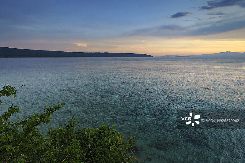 印度尼西亚莫约岛海岸线图片素材
