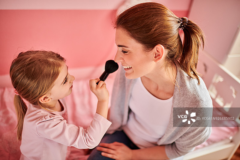 母亲和女儿图片素材