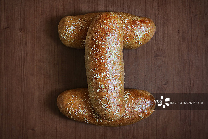 字母I-面包字母图片素材