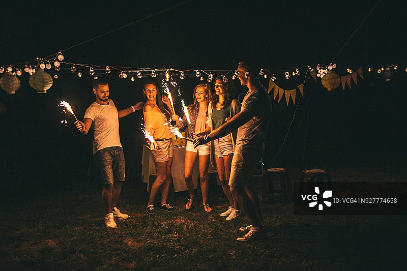 户外聚会图片素材