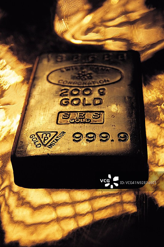 桌子上的圣经特写镜头图片素材