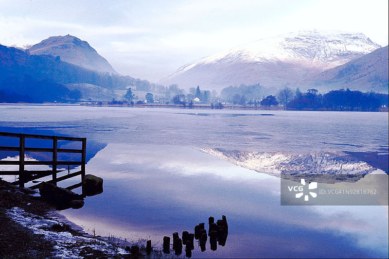 格拉斯米尔湖，英国湖区图片素材