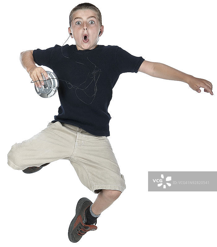 年轻男子跳跃图片素材