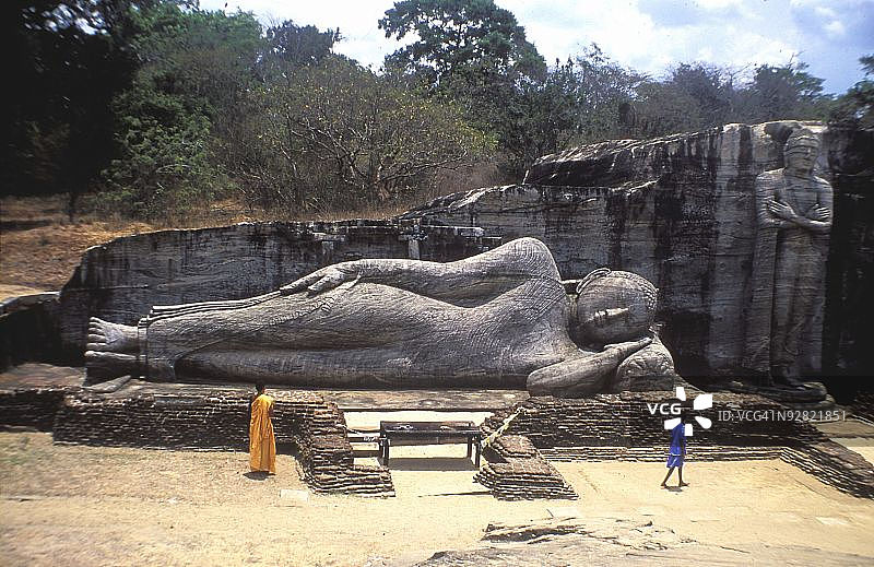 斯里兰卡卧佛像图片素材