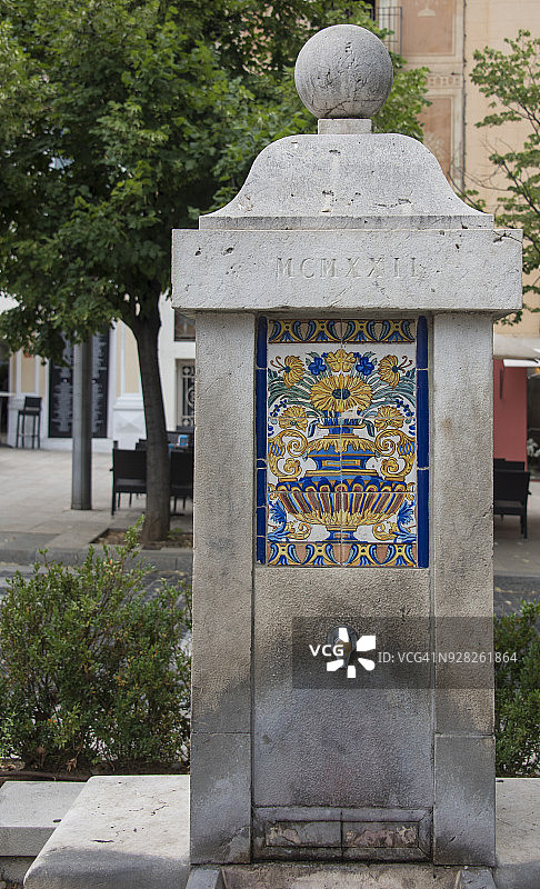 菲格雷斯喷泉图片素材