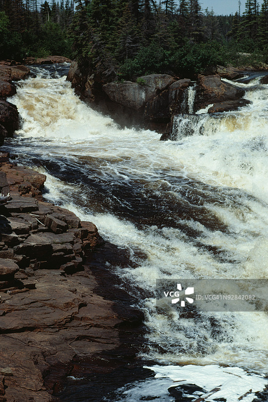 白水河急流图片素材