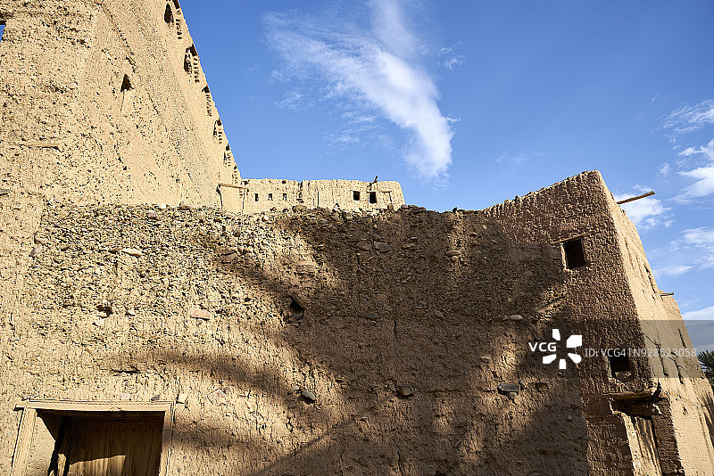 摩洛哥Agdz附近Tiliouine城堡废墟外立面图片素材