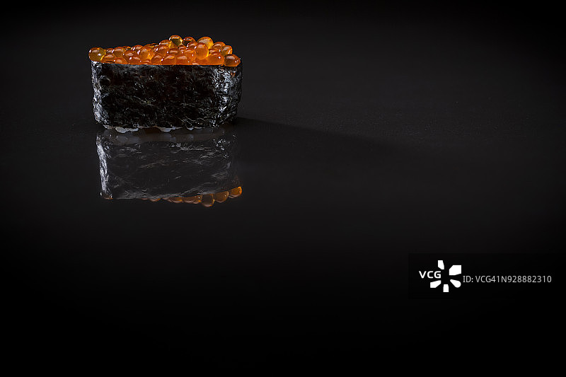 三文鱼蛋，寿司吧菜单图片素材