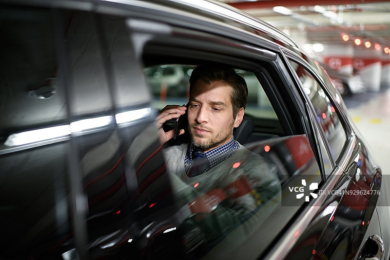 车里的男人图片素材