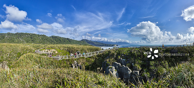 普纳凯基薄饼岩和喷水孔，新西兰南岛西海岸图片素材