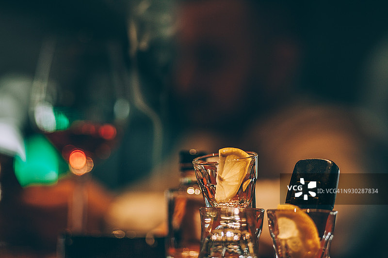 艰难之夜图片素材