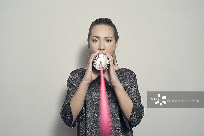 铁罐电话图片素材