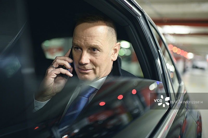 车里的男人图片素材