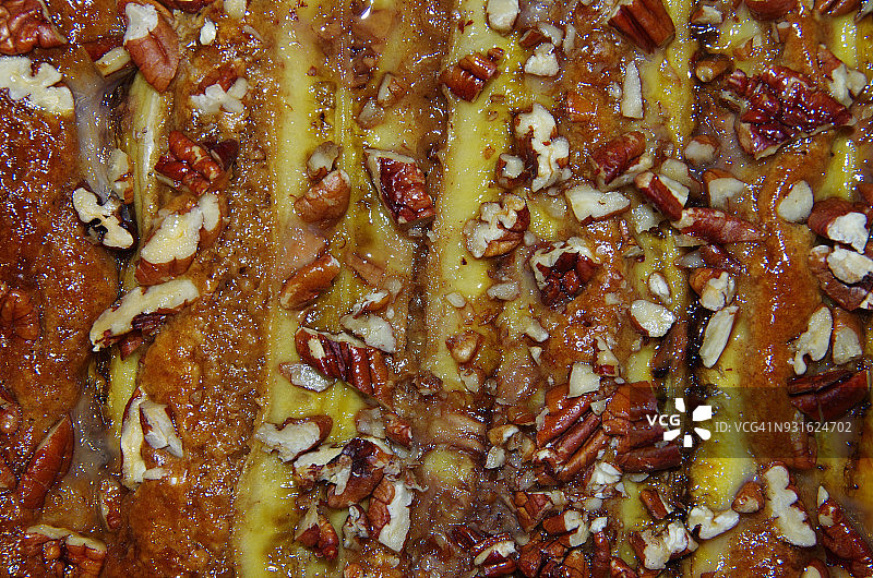 自制香蕉山核桃蛋糕图片素材