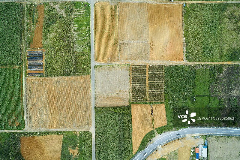 田地排列的土地航拍照片图片素材