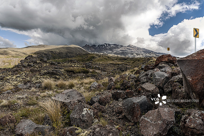汤加里罗高山步道图片素材