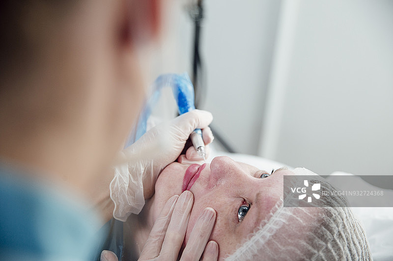 接受治疗图片素材