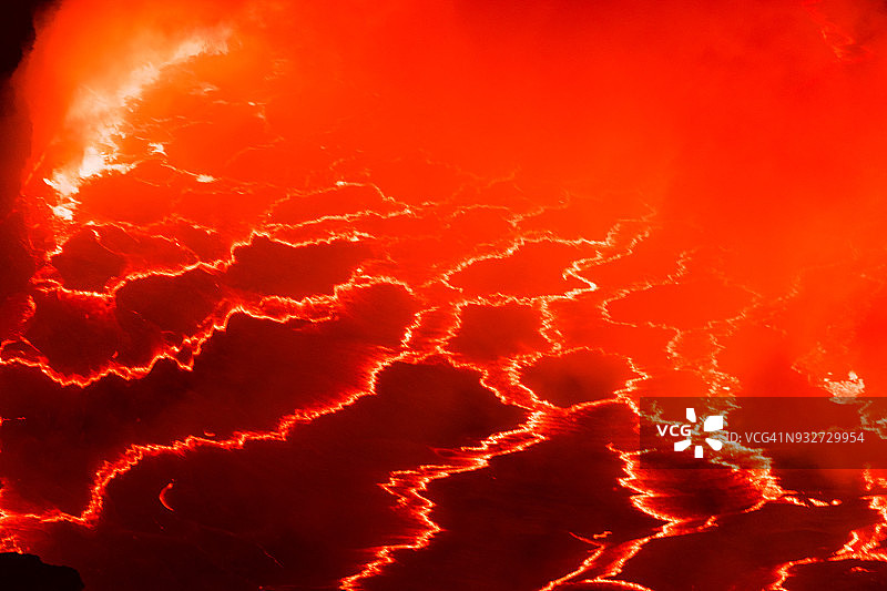尼拉贡戈火山熔岩湖图片素材