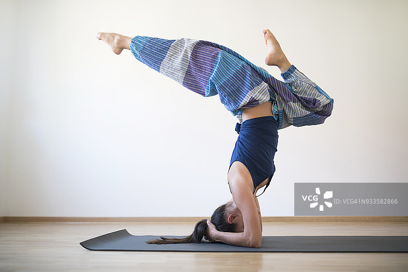 瑜伽的艺术图片素材