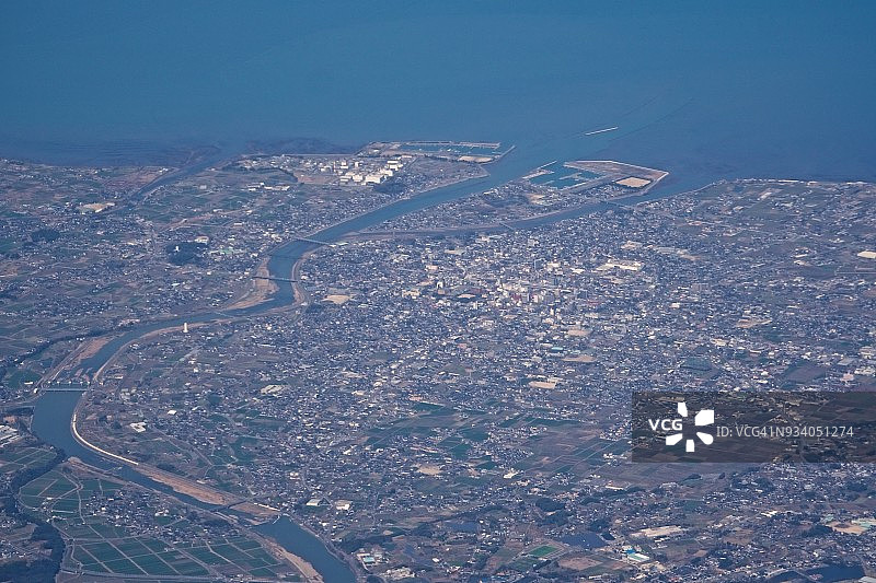 飞机航拍：日本大分县中津市与濑户内海（白天）图片素材