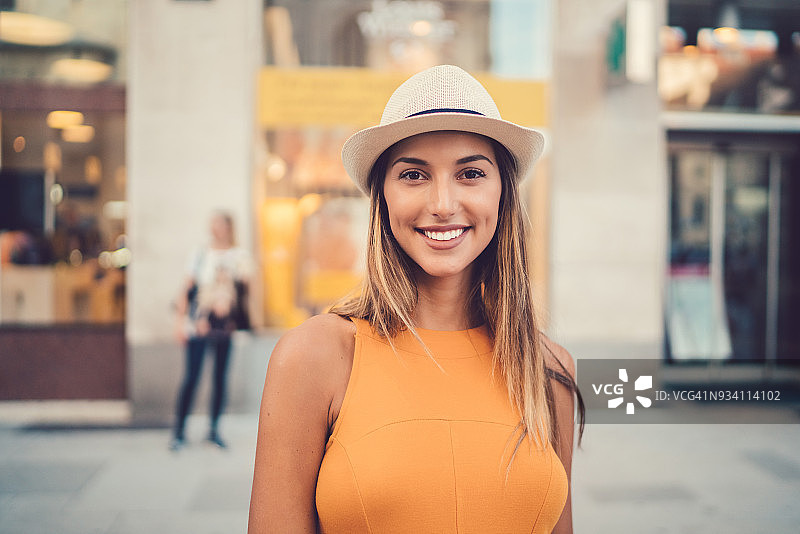 维也纳美丽的女人肖像图片素材