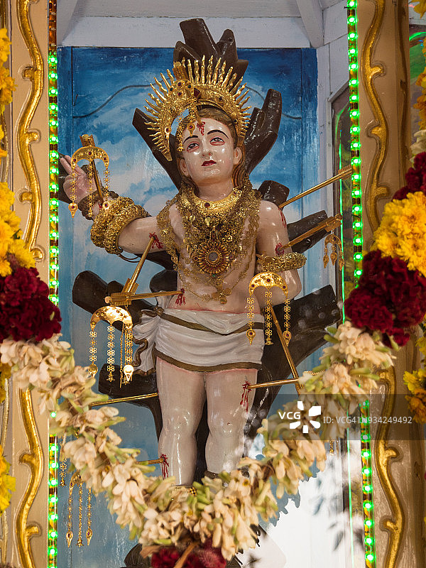 南印度叙利亚-马拉巴天主教堂的圣塞巴斯蒂安雕塑图片素材