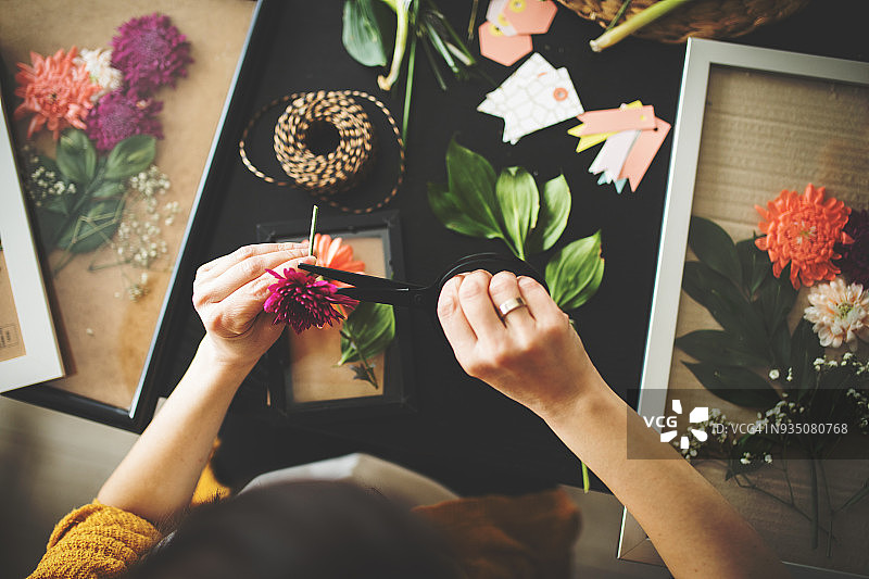 我的手工：玻璃相框中的压花图片素材