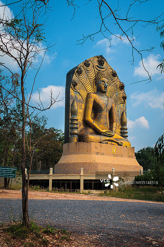 泰国巴真府的大佛图片素材