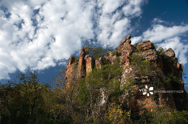 巴西马托格罗索州吉马良斯沙帕达图片素材