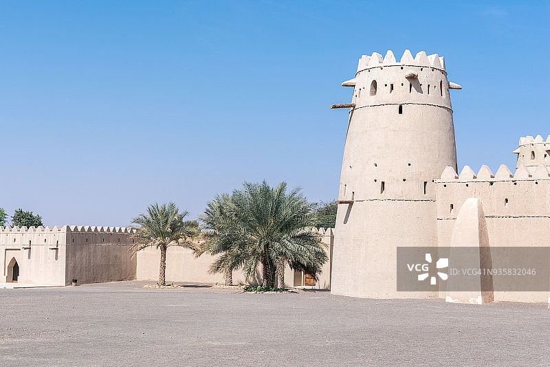 阿联酋艾恩市贾希里城堡图片素材