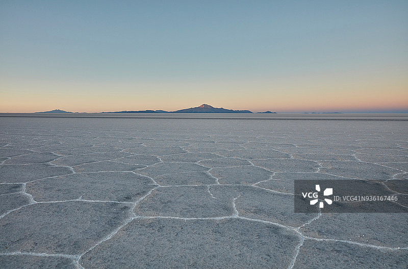 南美洲玻利维亚乌尤尼盐沼风光图片素材