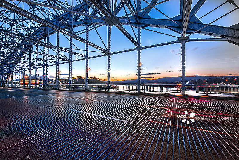 暮光之城城市桥梁的建筑细节图片素材