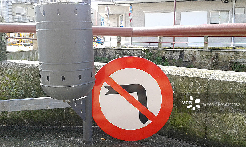 前方禁止右转图片素材