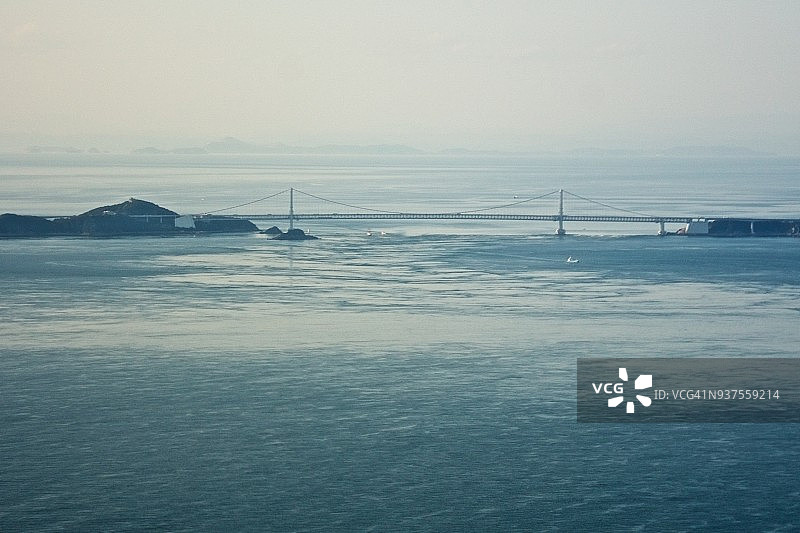 鸣门海峡与大鸣门桥航拍景观图片素材
