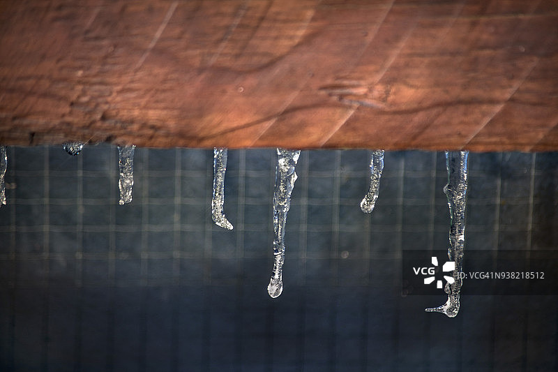 雪地驾驶图片素材