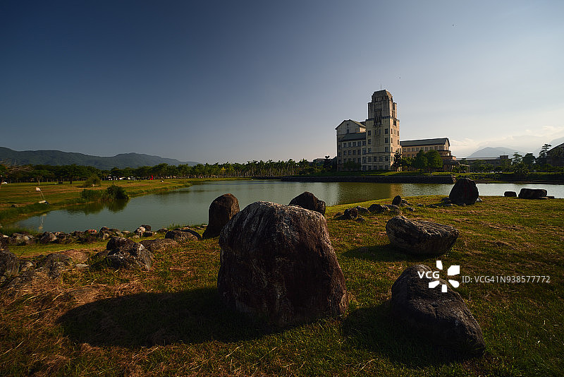 东华大学湖图片素材