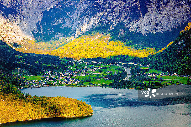 奥地利达赫施泰因山峰的壮丽景色图片素材