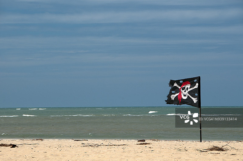圣米格尔多戈斯托索海滩上的海盗旗，巴西北里奥格兰德图片素材