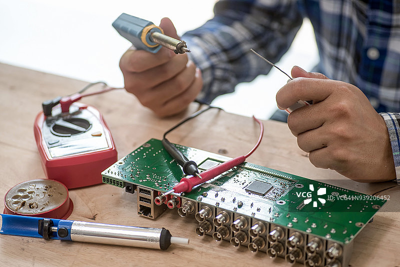 维修、监控、数字录像机图片素材