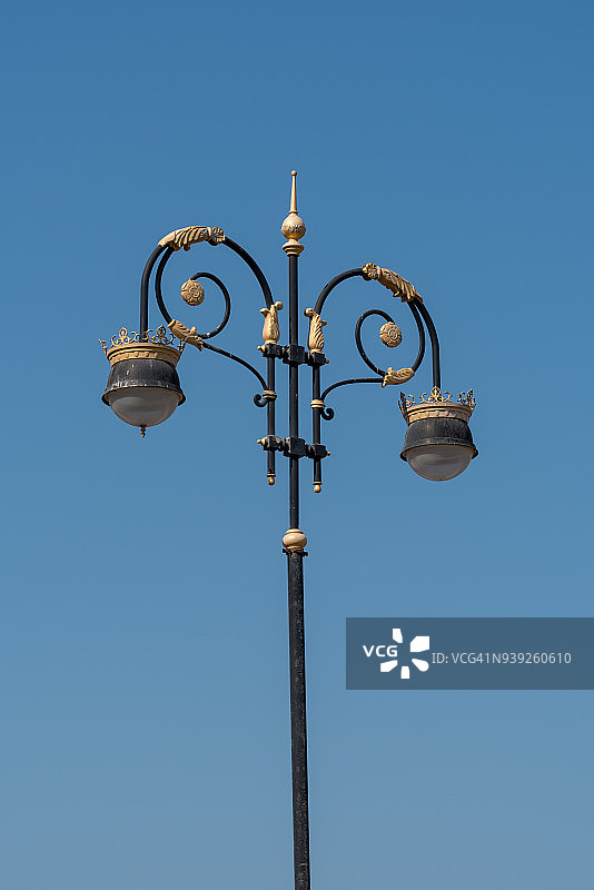 阿曼马斯喀特的黑色灯柱图片素材