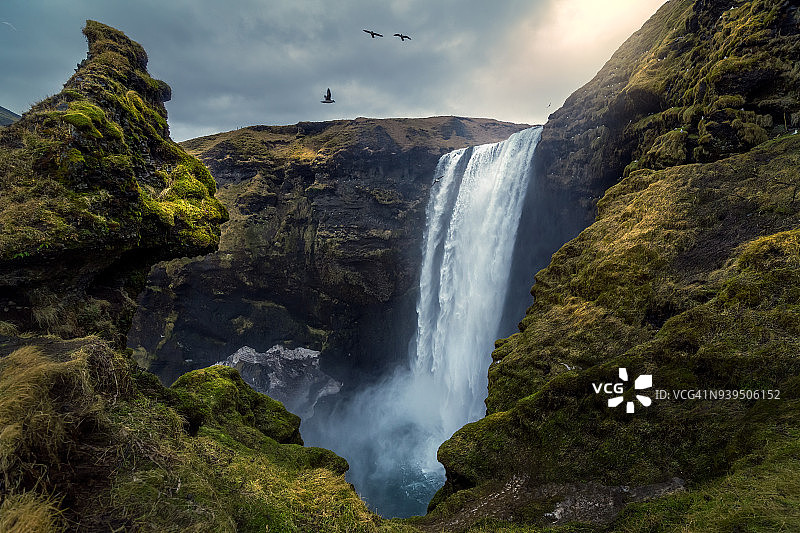 冰岛斯科加瀑布图片素材