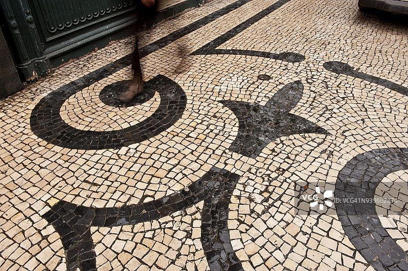 葡萄牙城镇的Rua Santa Catarina传统石材装饰图片素材