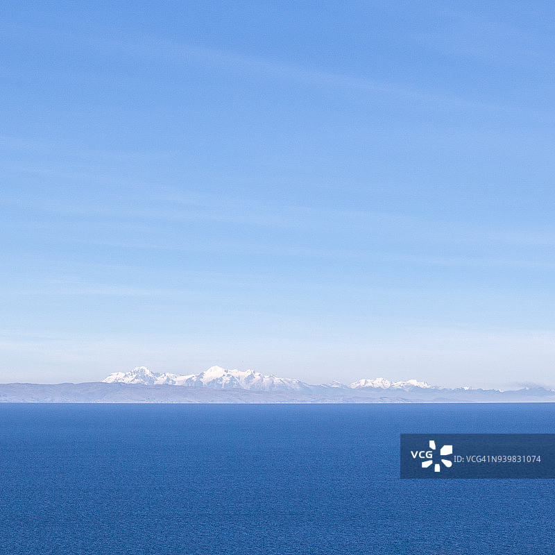 美丽的的的喀喀湖图片素材