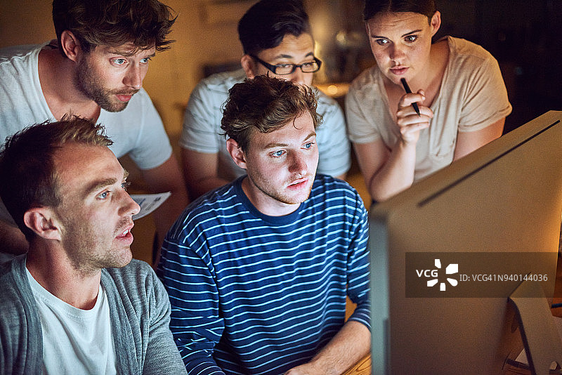 通宵协作，整夜高效图片素材