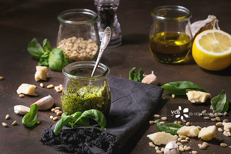 罗勒香蒜酱图片素材
