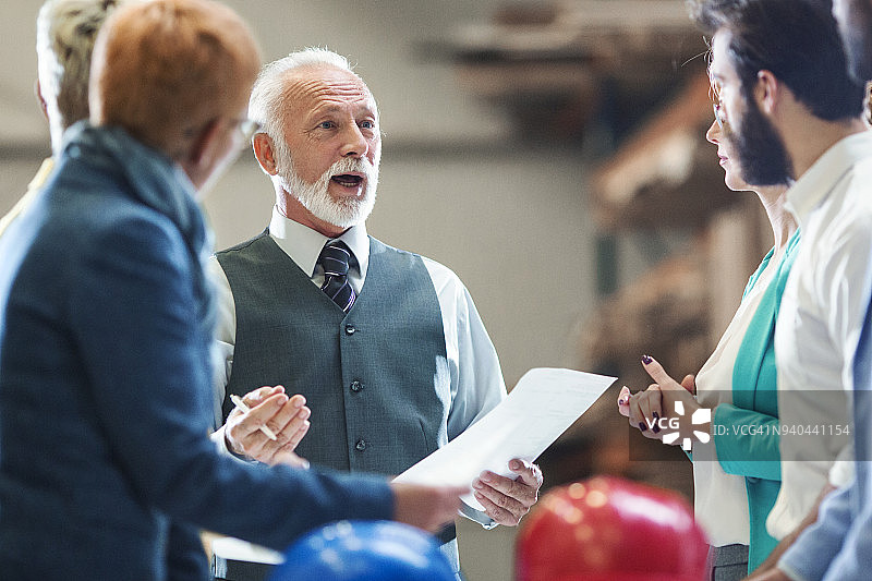 工业设计团队会议中图片素材