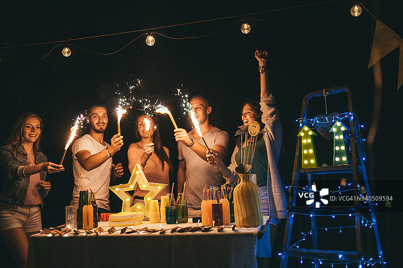 户外聚会图片素材