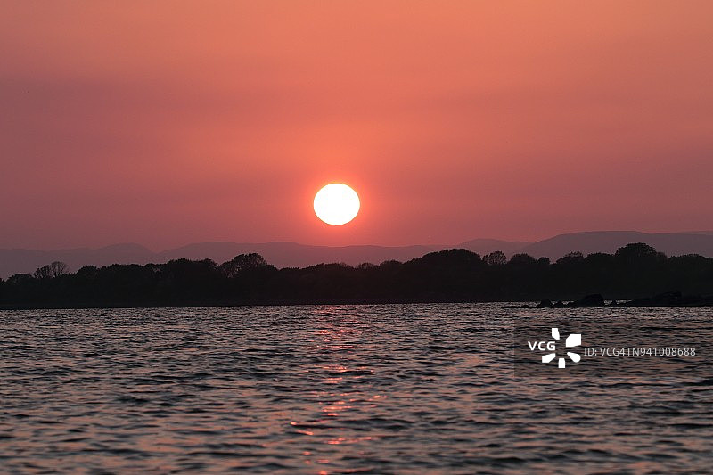 科里布湖日落，戈尔韦图片素材
