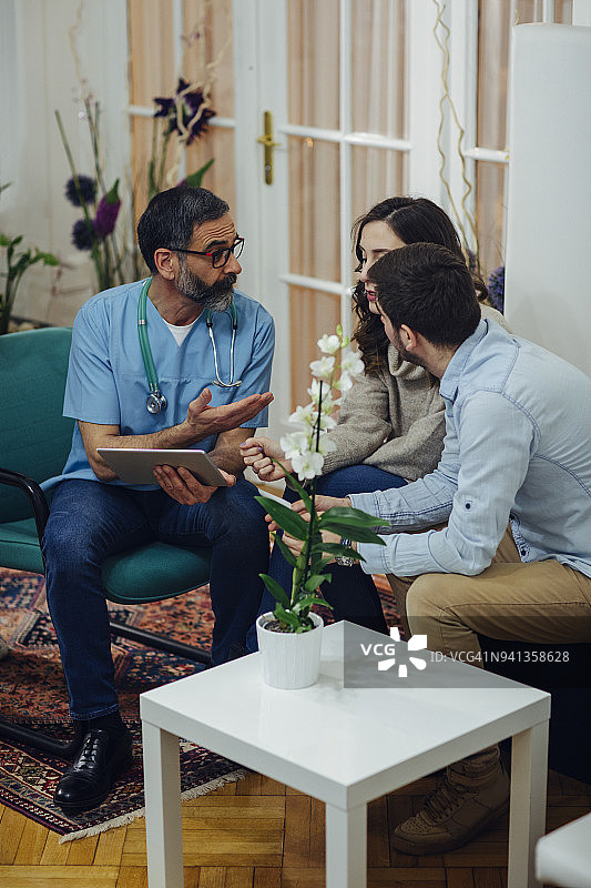 在医务所里图片素材