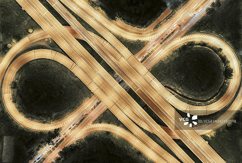 泰国曼谷，高速公路夜间无限汽车光轨航拍鸟瞰图片素材